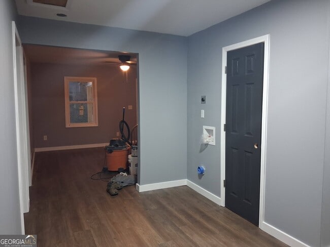 Building Photo - 107b Parkview Dr