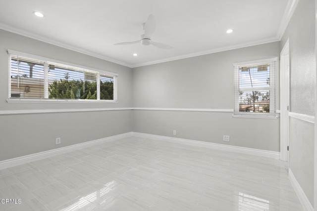 Building Photo - 910 Seaside Ct