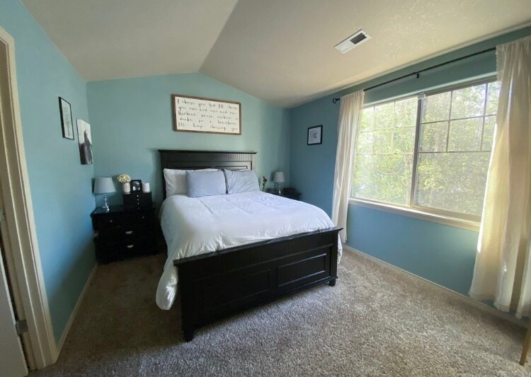 Main suite. - 38438 Galway St