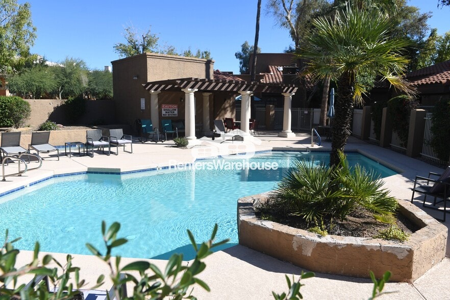 Building Photo - 6945 E Cochise Rd