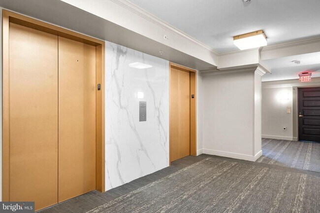 Building Photo - 631 D St NW