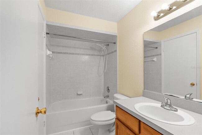 Building Photo - 37308 Embassy Pk Ln