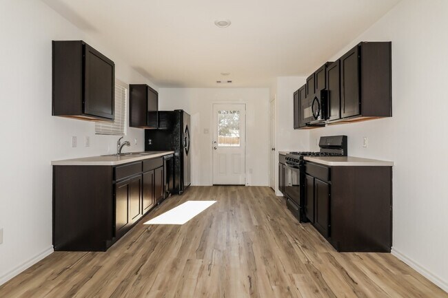 Building Photo - 11139 N Lake Mist Ln