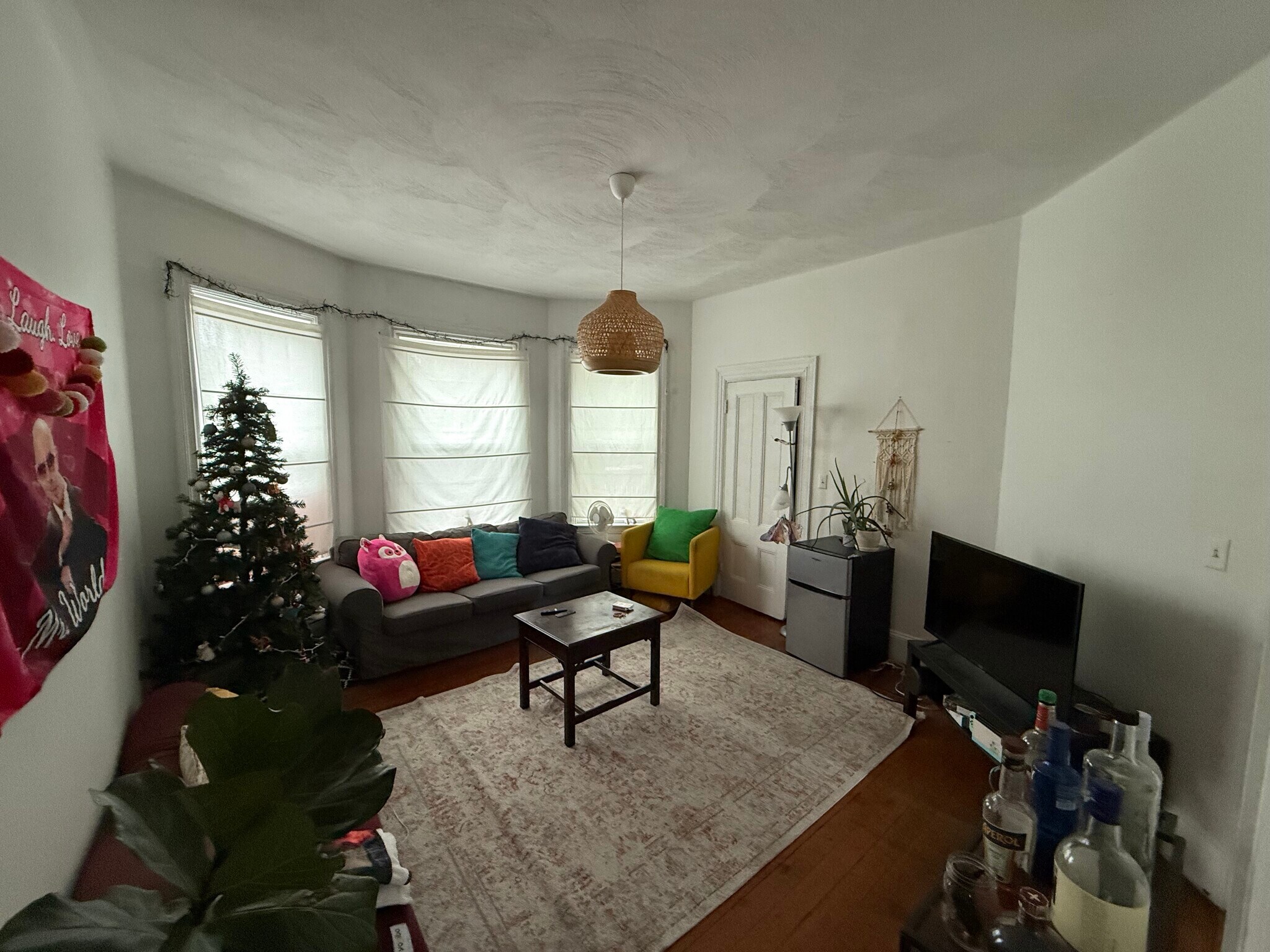 Building Photo - 270 Broadway