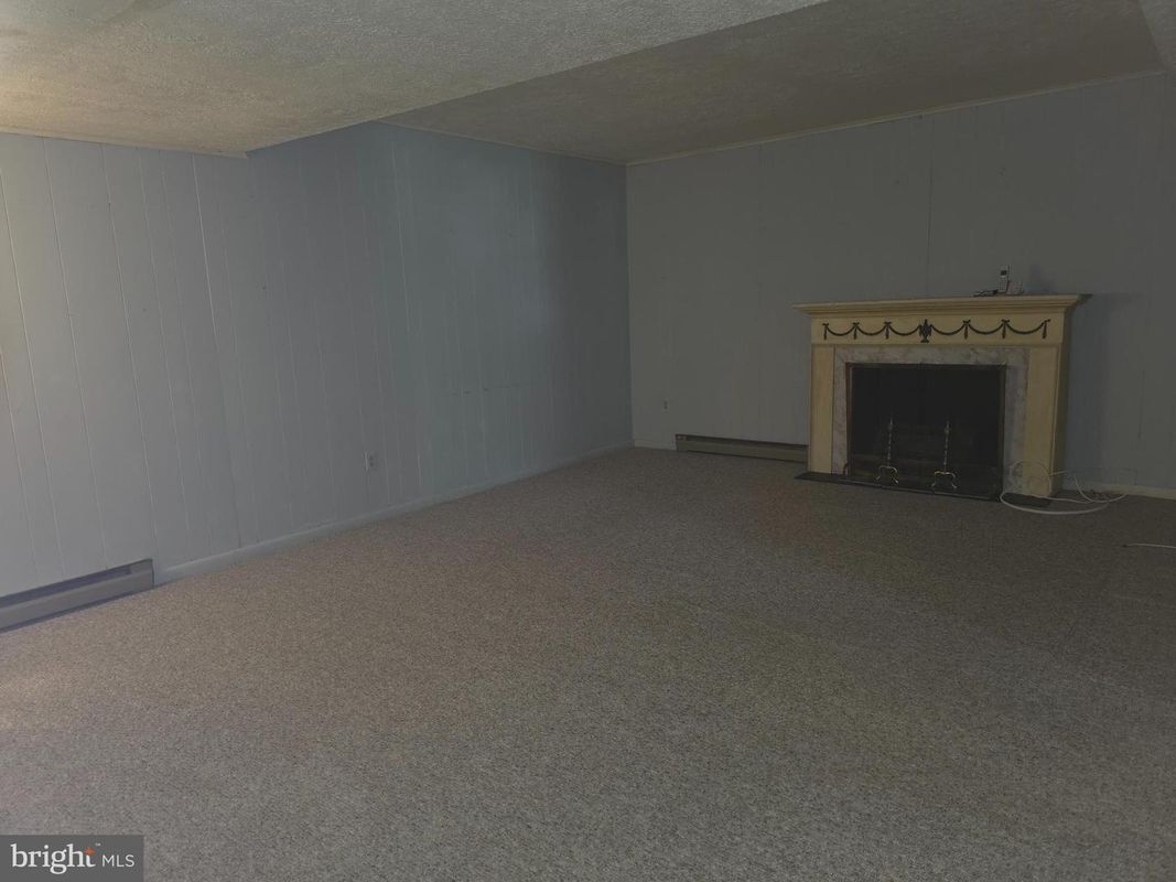 Building Photo - 3301 Heidi Ln