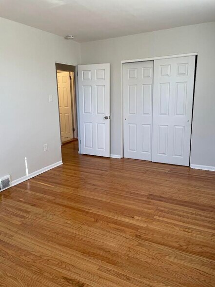Building Photo - 3518 Rhoads Ave