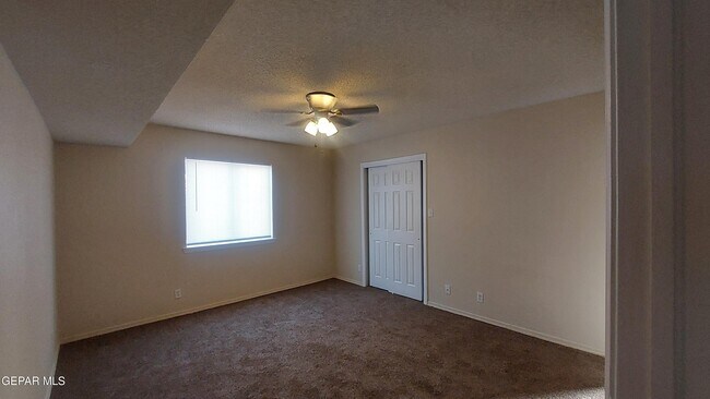 Building Photo - 7744 Luz De Camino Way