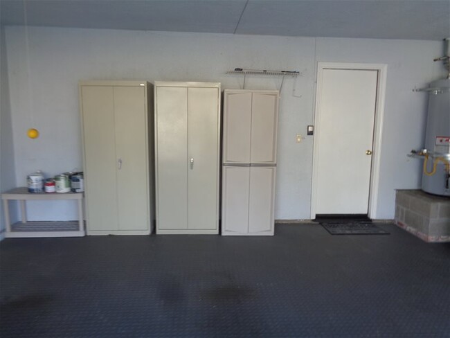 Building Photo - 1442 Zephyr Dr