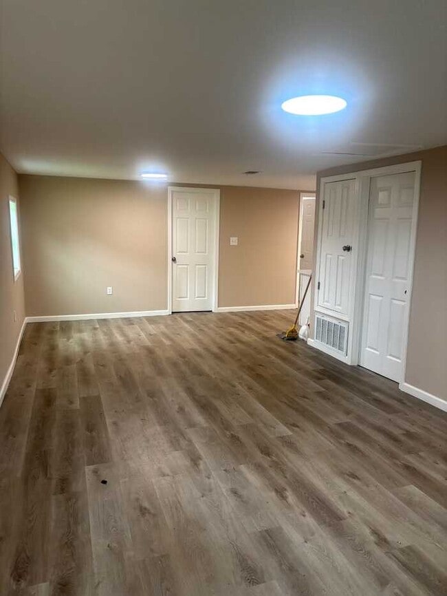 Building Photo - 3055 Melody Ln