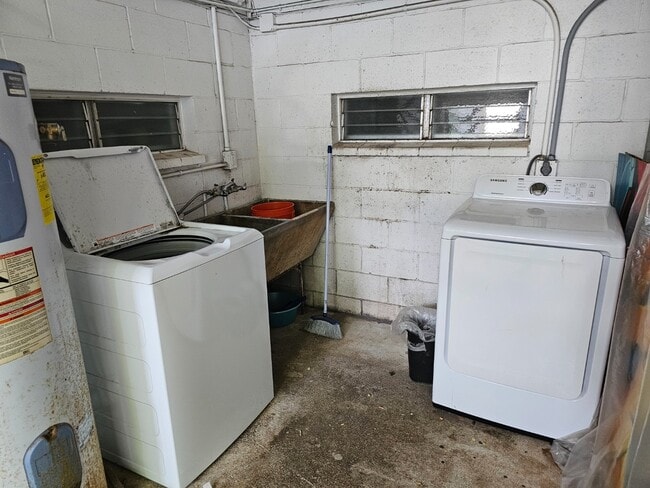 Building Photo - 1 Bed 1 Bath Apartment. No parking