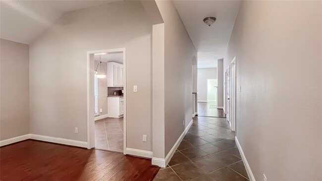 Building Photo - 26622 Clear Mill Ln