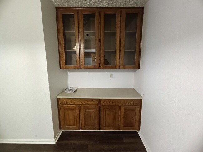 Building Photo - 6437-6439 Brookhaven Trail