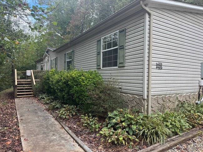 Building Photo - 625 Gunters Hill Rd