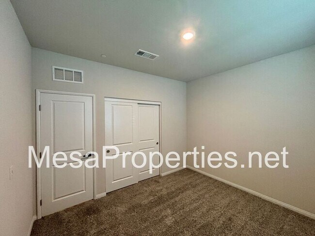 Building Photo - 15606 Raptor Rd