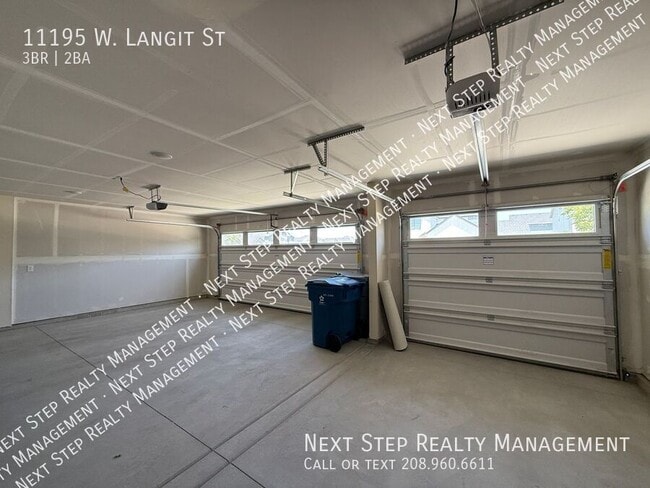 Building Photo - 11195 W Langit St