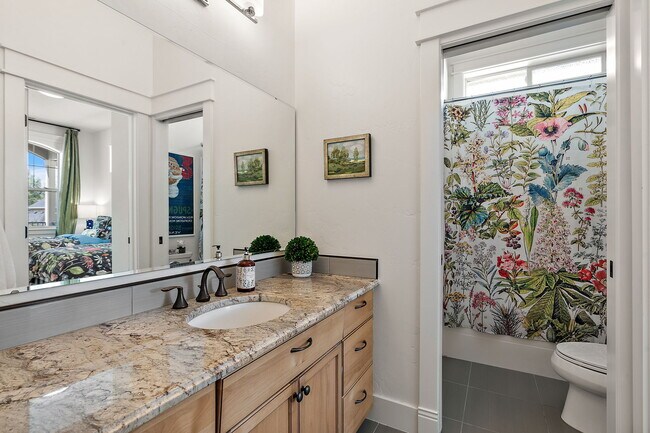 Building Photo - 3655 N Willowbar Ln