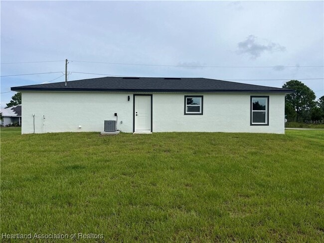 Building Photo - 7213 Ancha St