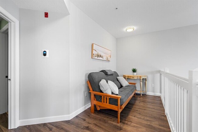 Building Photo - 4784 S Central Blvd