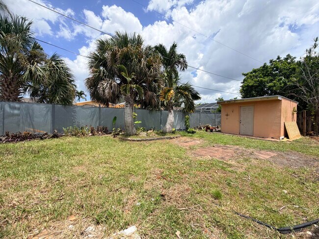 Building Photo - 8381 NW 28th Pl