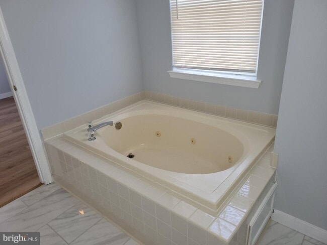Building Photo - 43 Hetton Ct