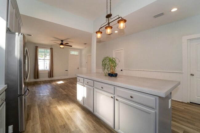 Building Photo - 69 M L King Ave