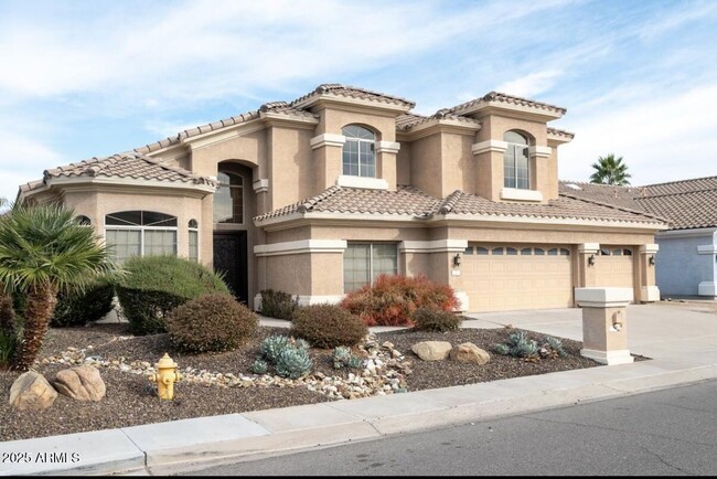 Primary Photo - 5536 E Campo Bello Dr