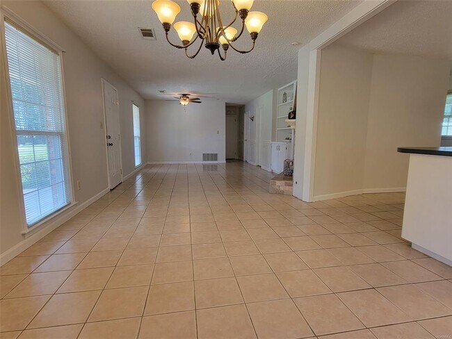 Building Photo - 8107 Pinto Ln