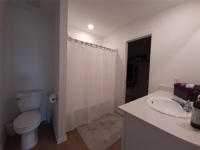 Building Photo - 26802 Cenzontle Dr