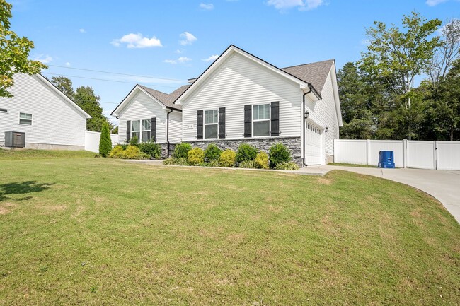 Building Photo - Curbo Ct 107