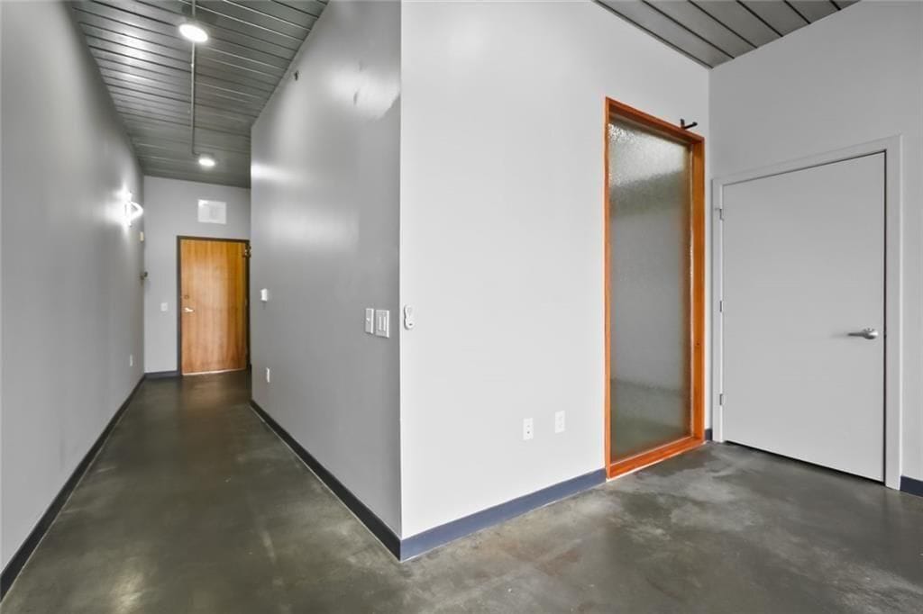 Building Photo - 620 Glen Iris Dr NE
