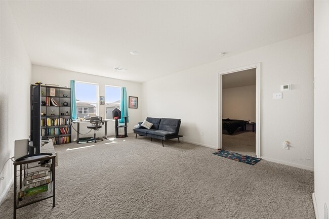 Building Photo - 7826 Pink Dahlia Dr