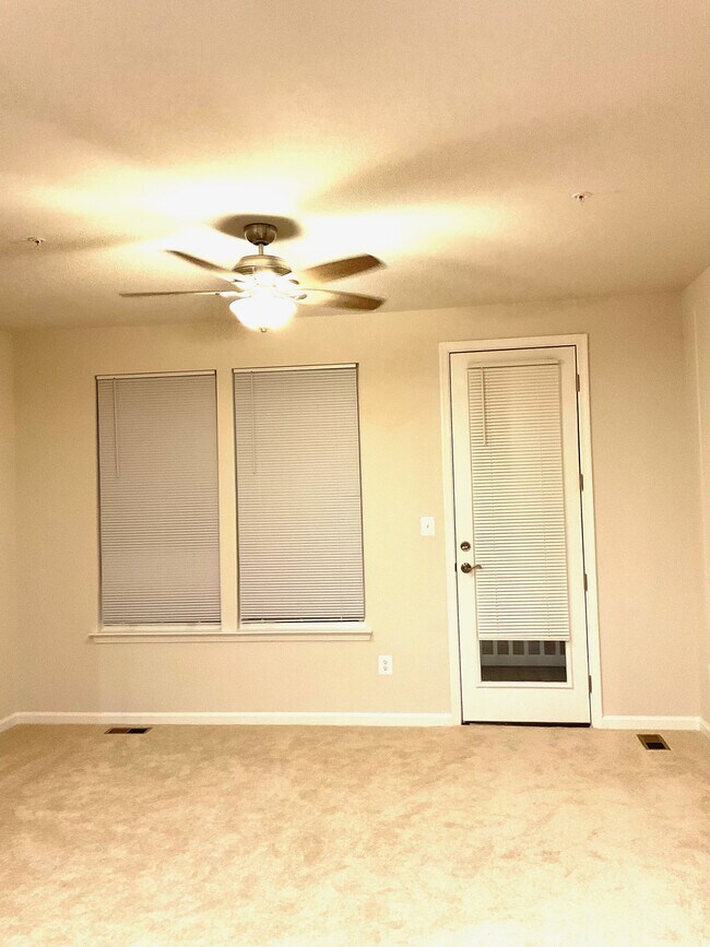 Building Photo - 3562 Stella Blue Dr