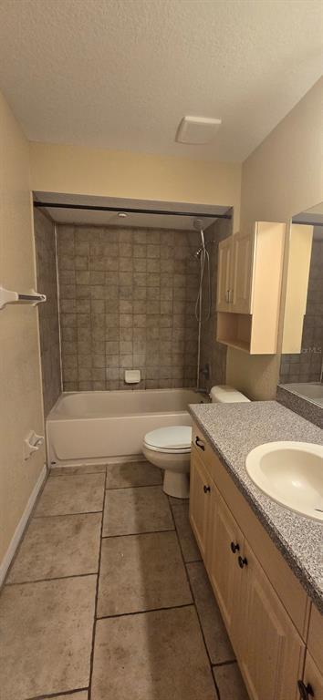 Building Photo - 11 Hemlock Court Pass