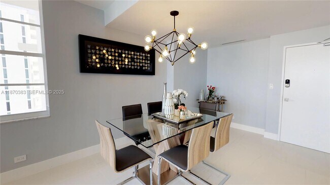 Building Photo - 5601 Collins Ave