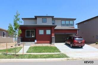 Building Photo - Gorgeous House in Dry Creek Neighborhood!