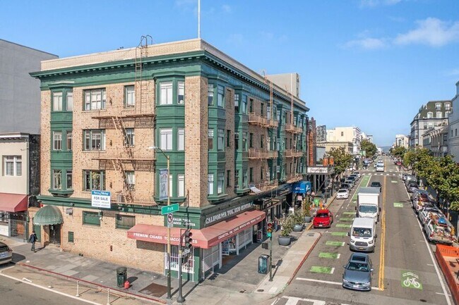 Building Photo - 1600 California St