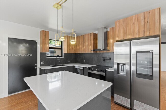 Building Photo - 1745 NW 151st St