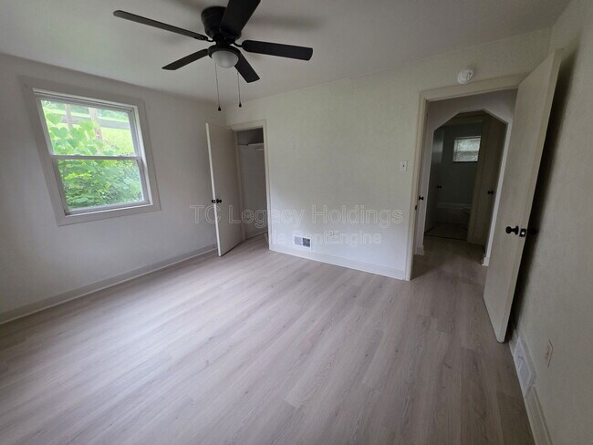 Building Photo - 517 Hornor Ave