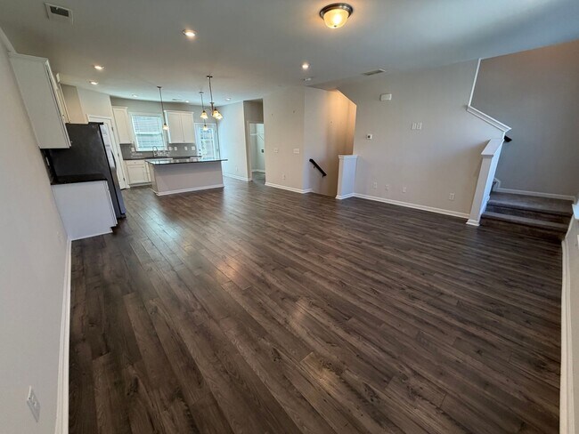 Building Photo - 311 Mahone Dr