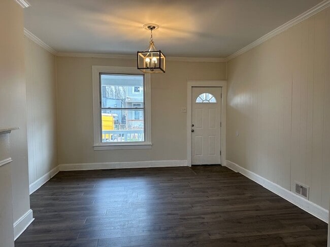 Building Photo - 548 N 3rd St