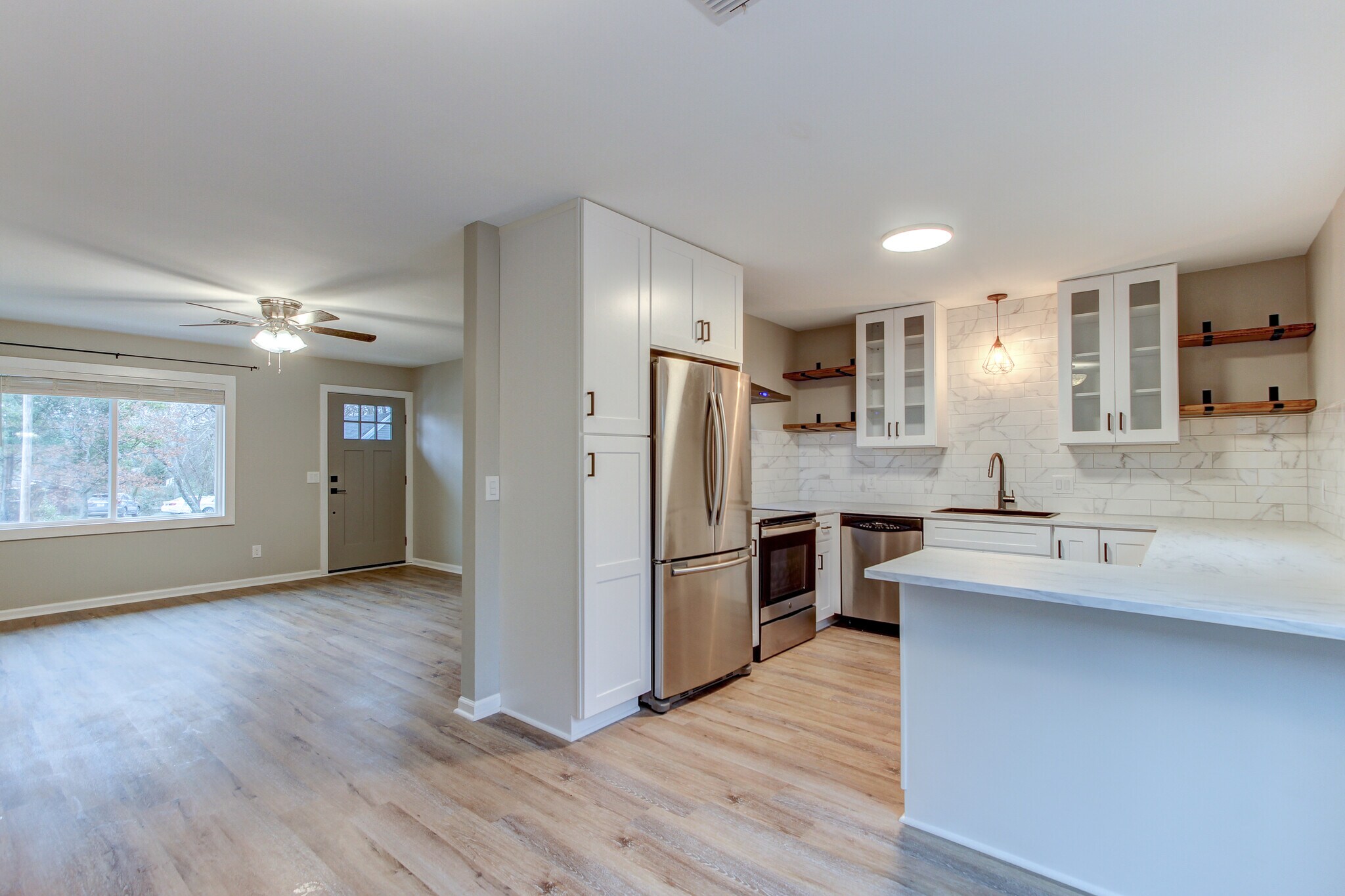 Building Photo - 48 Clark St