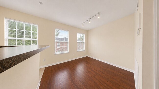 Building Photo - 763 Siena Palm Dr