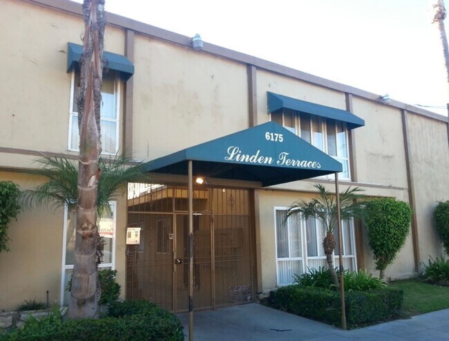 Building Photo - 6175