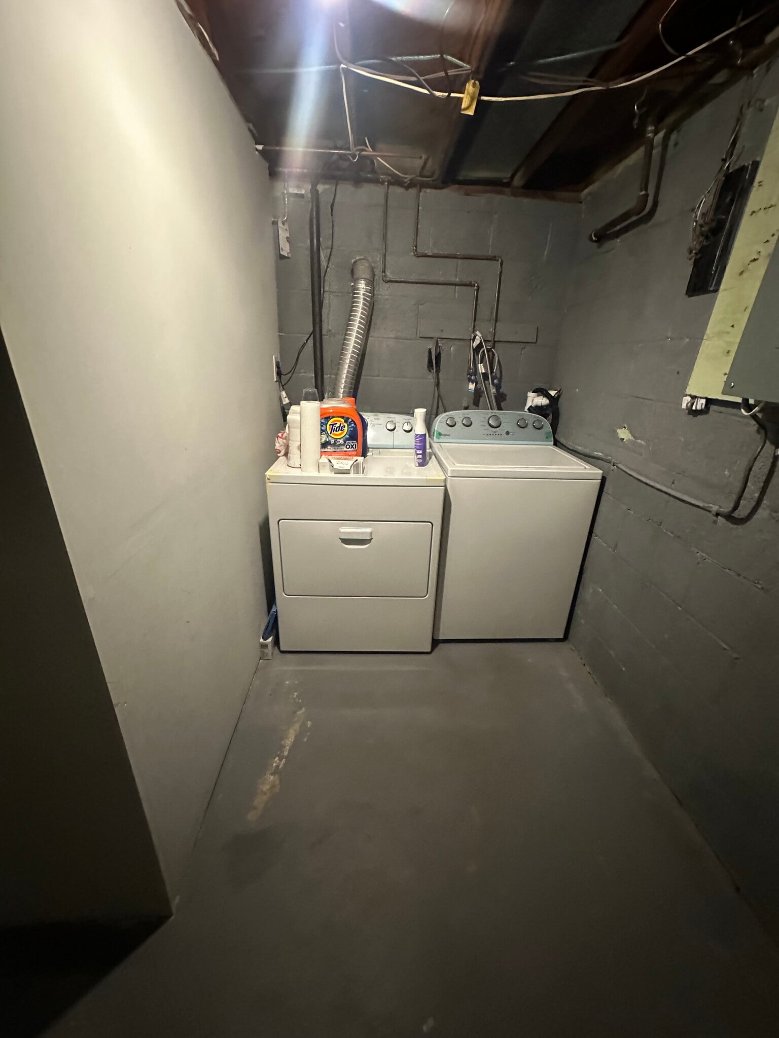 Building Photo - 3204 Beechcraft Dr