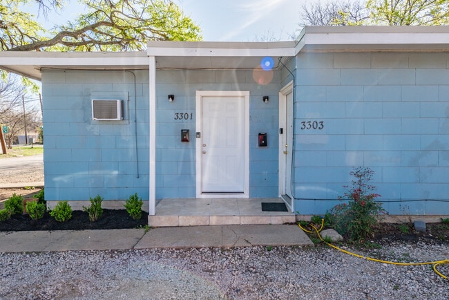 Building Photo - 3301 Willing Ave