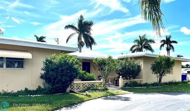 Building Photo - 1930 Windward Dr
