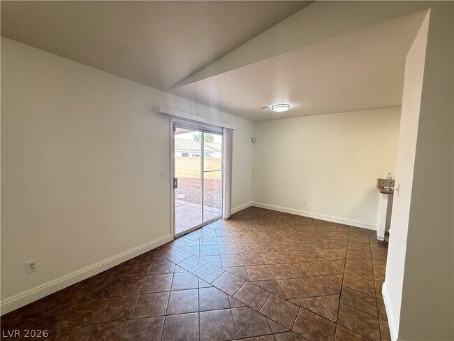 Building Photo - 3130 Meadow Flower Ave