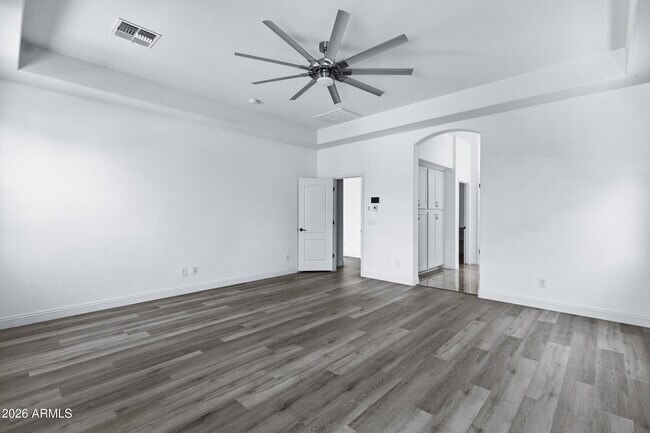 Building Photo - 10218 Bergeron Ave