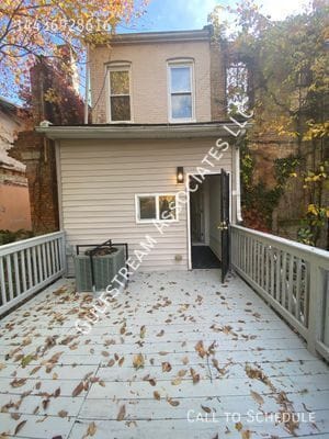 Building Photo - 2854 Rayner Ave