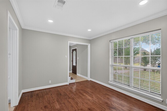 Building Photo - 1503 Shannon Valley Dr